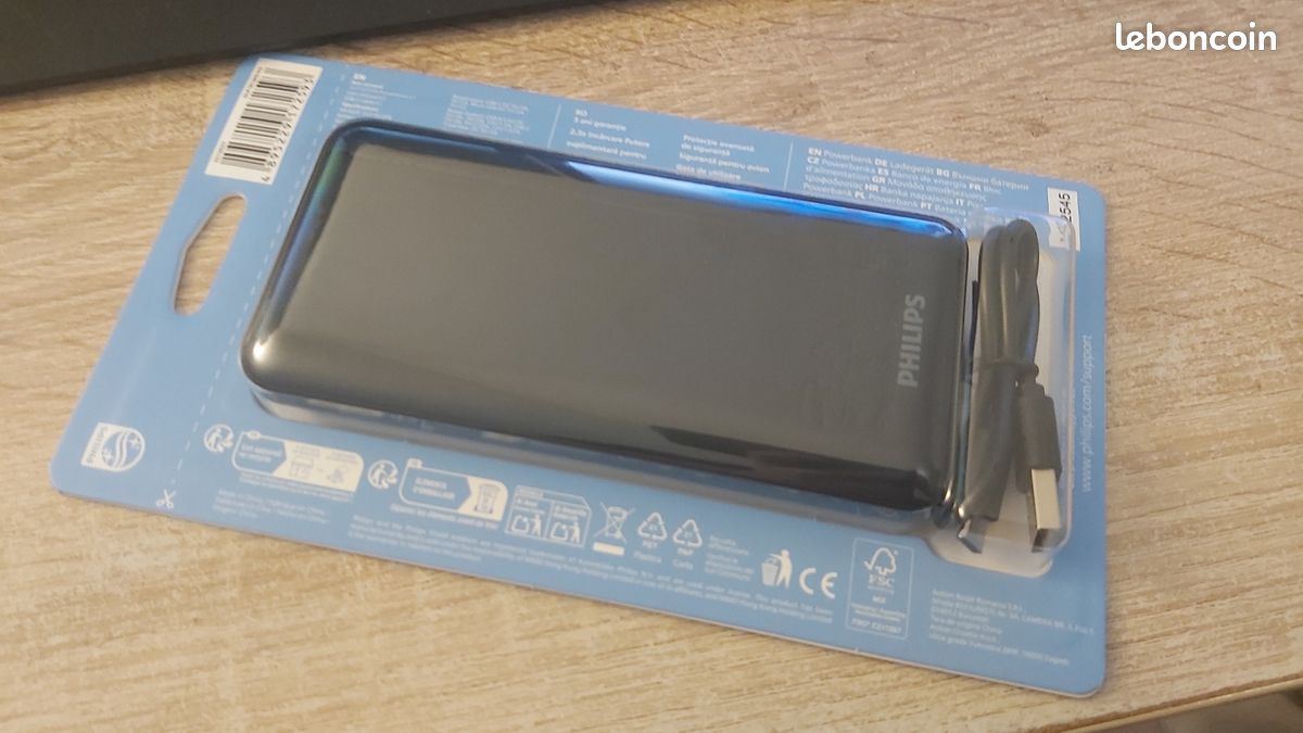 Batterie externe Philips 10 000 mAh – Charge rapide PD 20 W, USB-C — vue 2