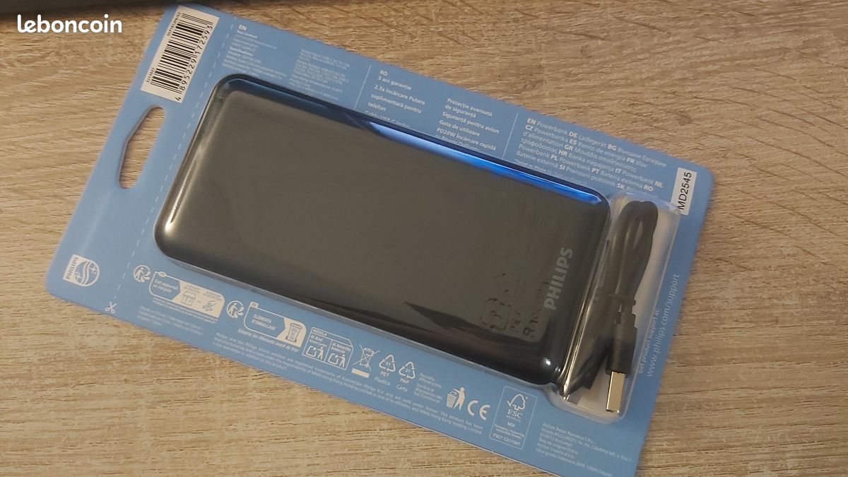 Batterie externe Philips 10 000 mAh – Charge rapide PD 20 W, USB-C — vue 3